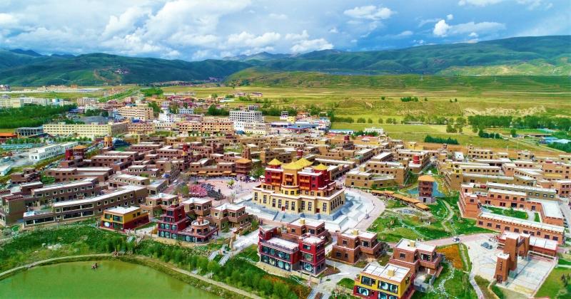 “多巴胺”超标!  “甘孜的甘孜”邀您清凉“一夏”