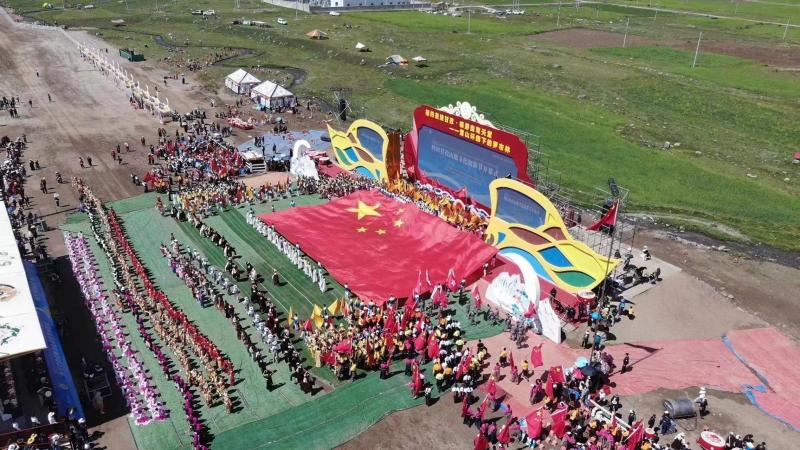 “甘孜的甘孜”魅力绽放——2023四川甘孜山地文化旅游节在甘孜县开幕