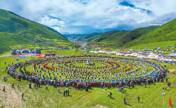 壤塘：中大石沟村争创特色文化旅游名村