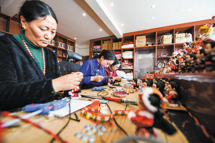 黄河畔的“吉祥娃娃”