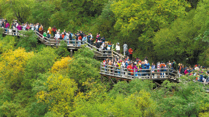 中秋节、国庆节假期 阿坝旅游大放异彩