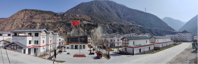 甘孜州泸定县德威镇奎武村展新貌