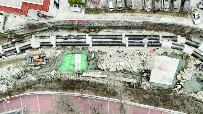 康定折多河里“铺管道”“修公路”？  相关部门回应：“介入式手术”全力清除康定河流域隐患！