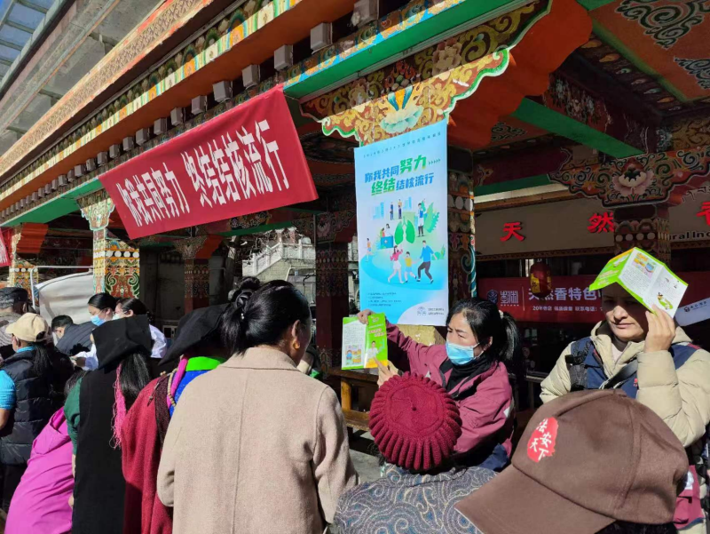 康定市：以群众需求为导向   构建“大健康”工作格局