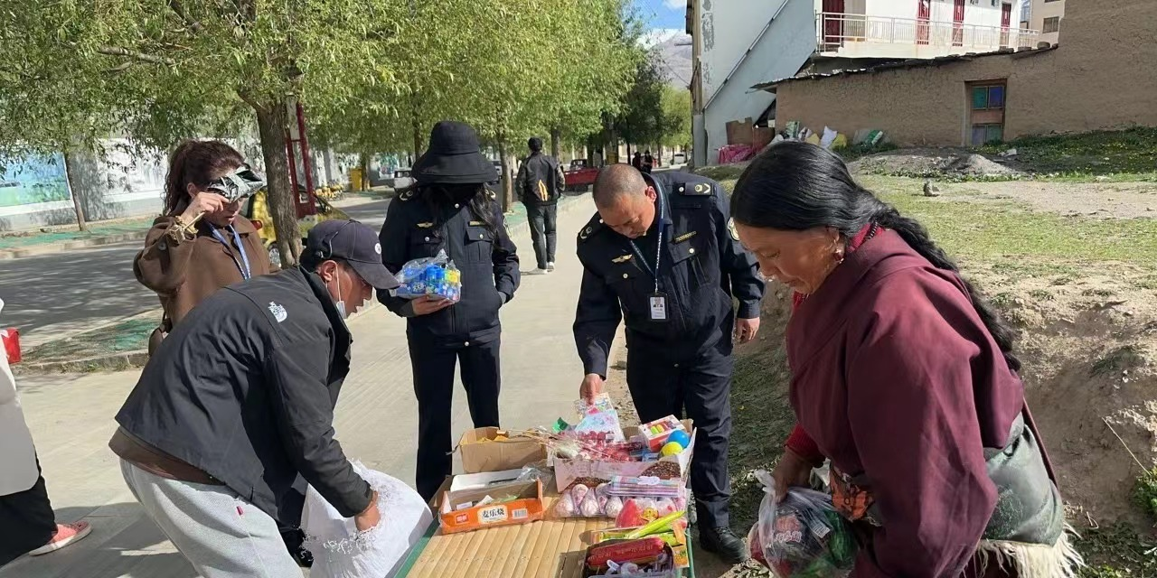 甘孜县：强化市场监管 护航“六一”儿童节