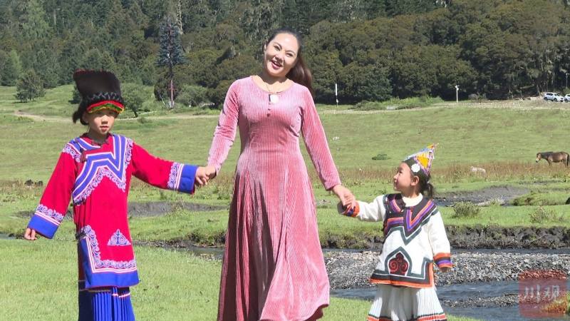 用音乐对话森林 九龙县在伍须海举办森林音乐会