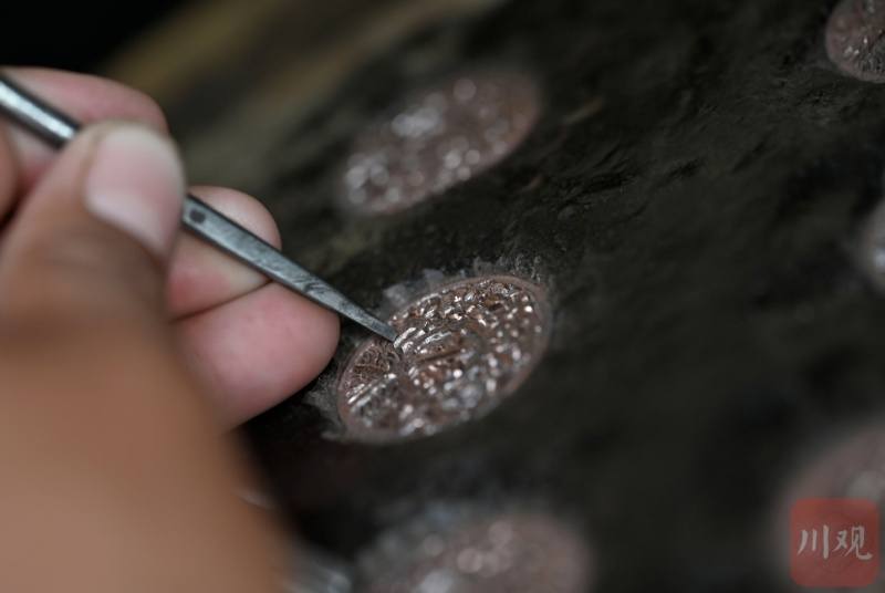 国道317线上的非遗传承焕发新光彩 甘孜德格县麦宿镇成为手工艺人大本营丨向云端——寻路川藏线上的中国