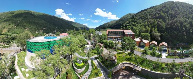 秘境瑰宝莫足沟 ——马尔康市党建引领下的乡村振兴新风貌